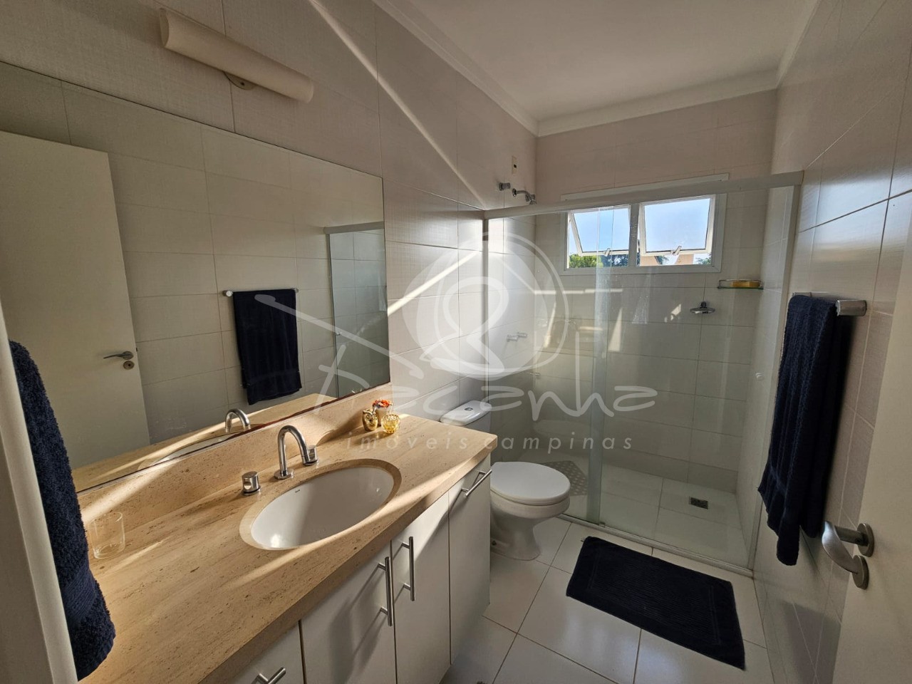 Casa de Condomínio à venda com 4 quartos, 273m² - Foto 32