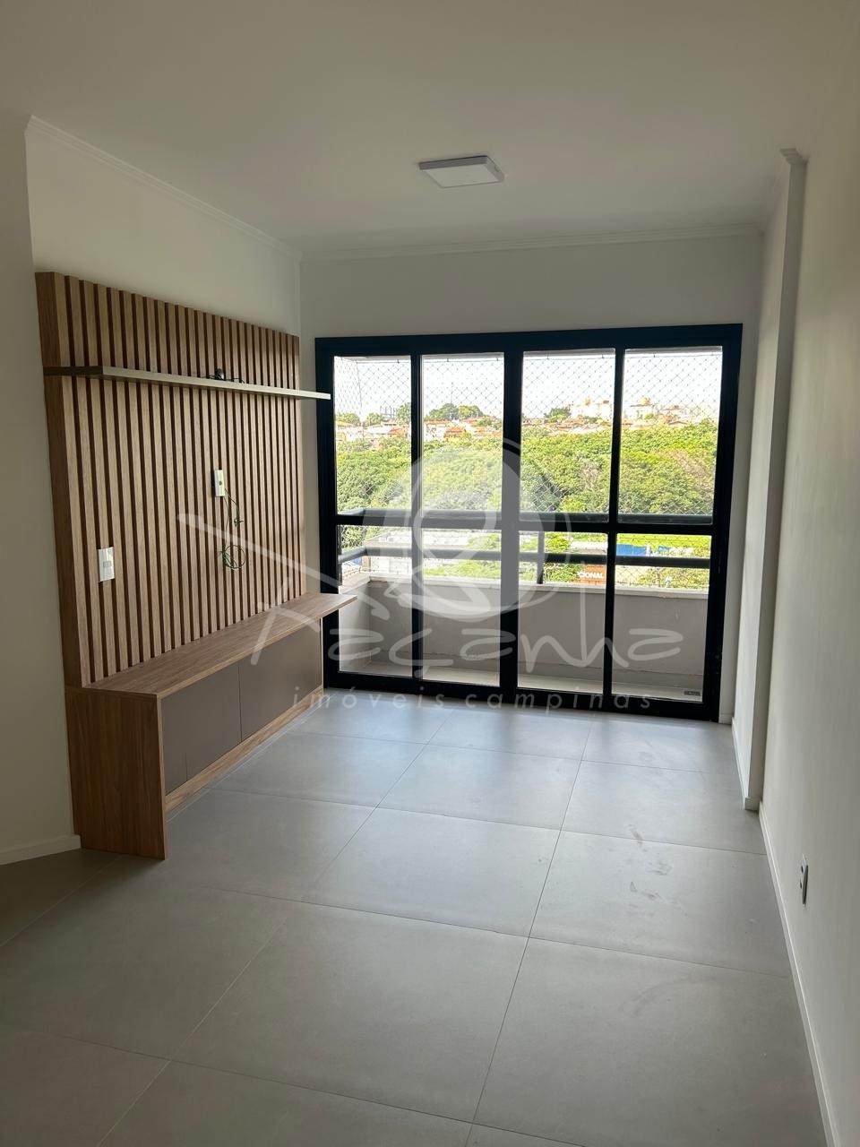 Apartamento para alugar com 3 quartos, 77m² - Foto 1