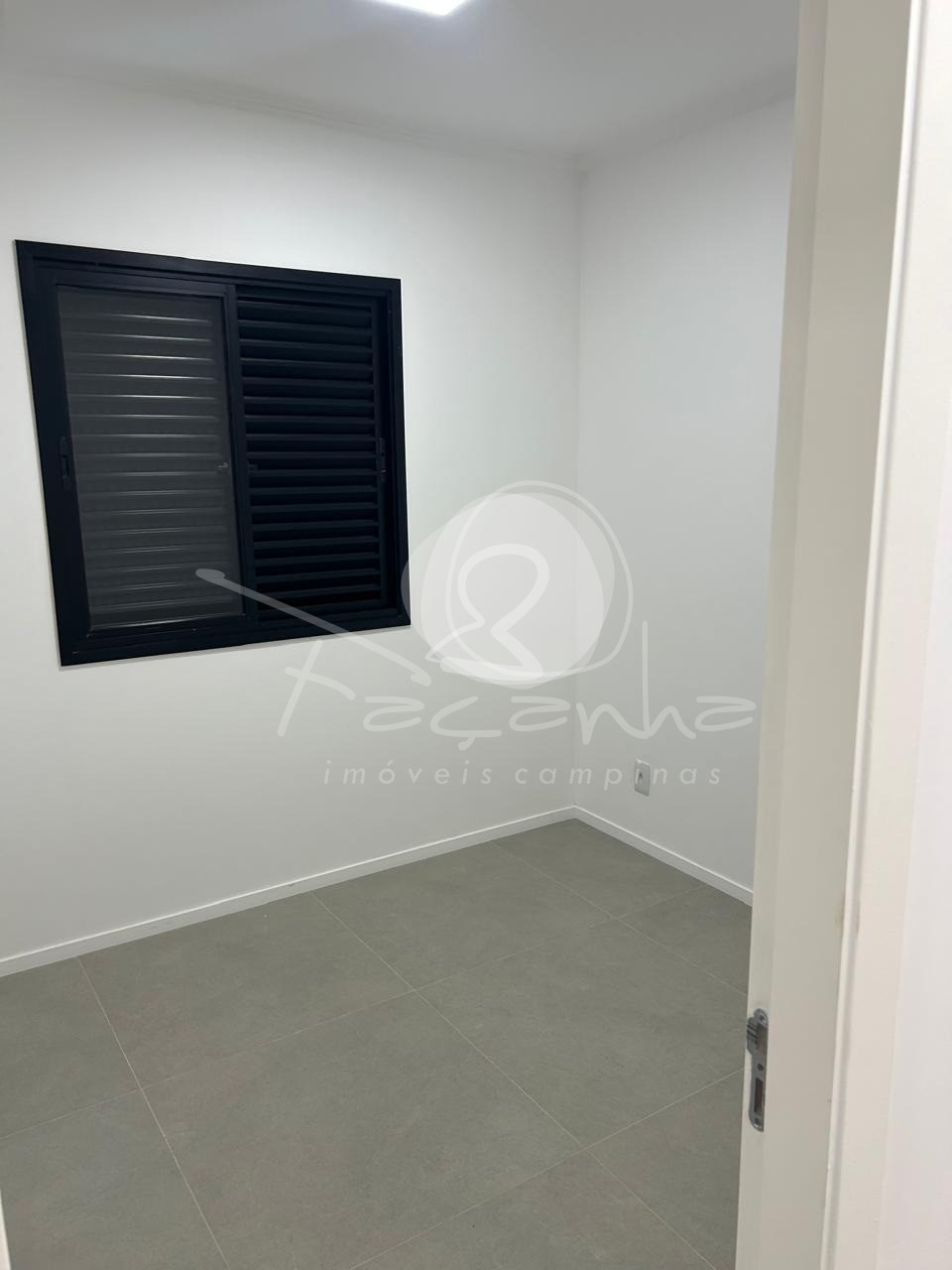 Apartamento para alugar com 3 quartos, 77m² - Foto 6
