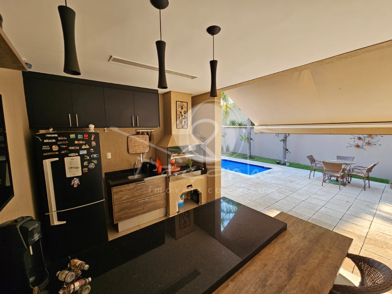 Casa de Condomínio à venda com 4 quartos, 273m² - Foto 33