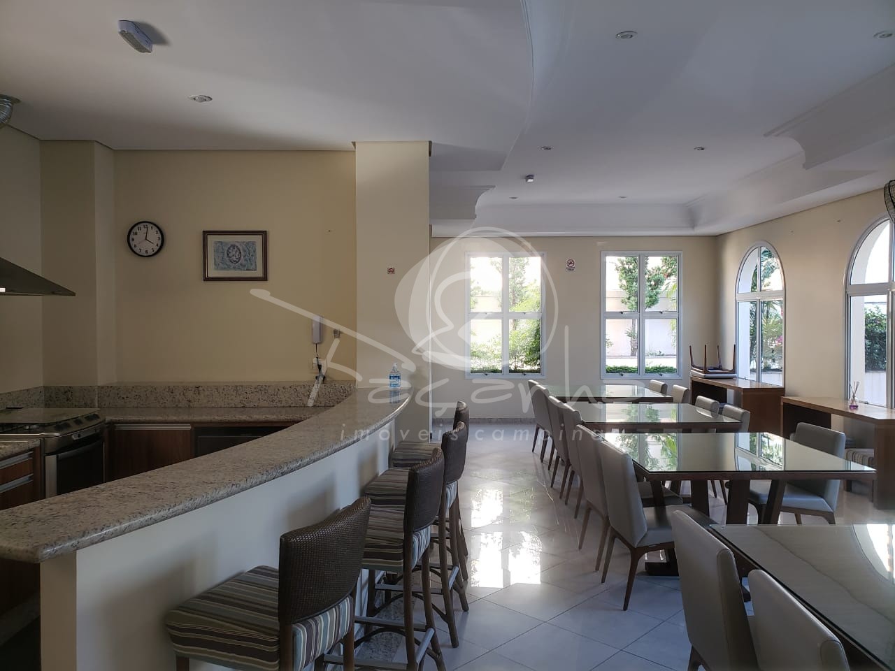 Apartamento para alugar com 2 quartos, 74m² - Foto 15