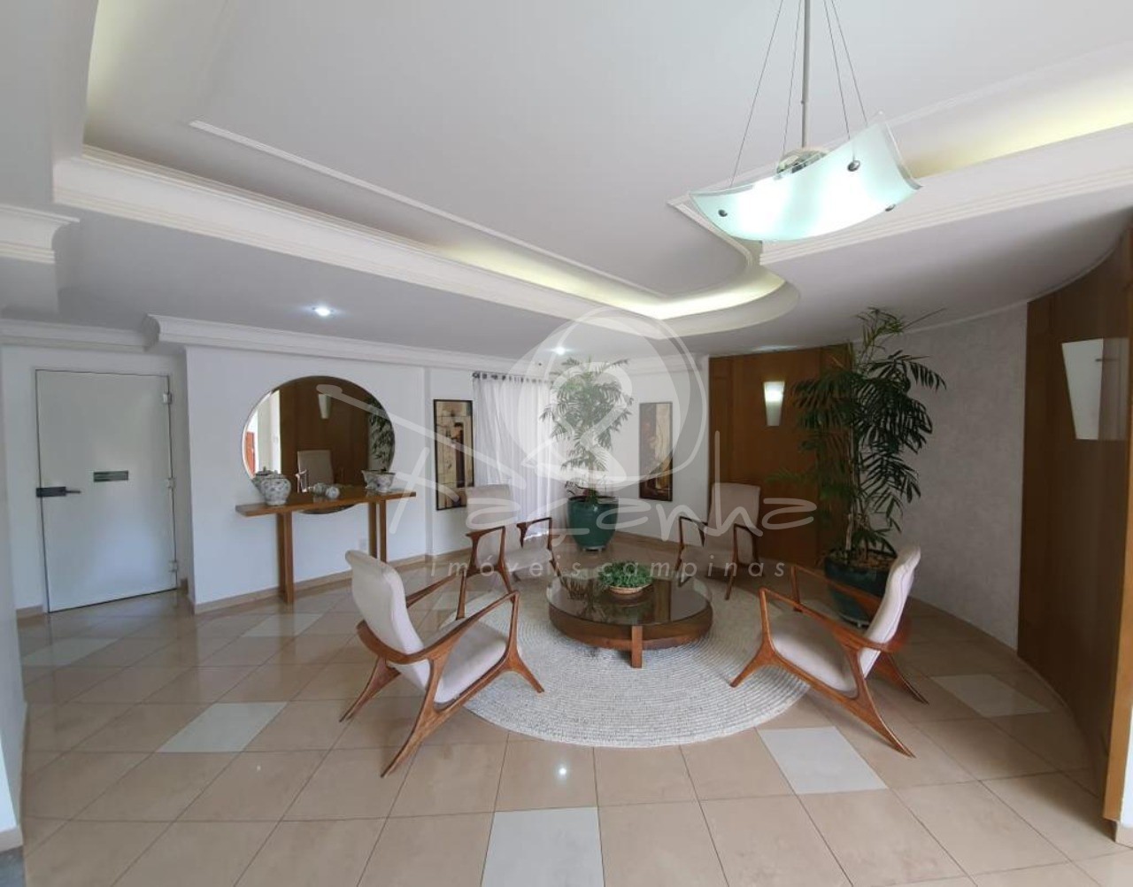 Apartamento à venda com 3 quartos, 79m² - Foto 1