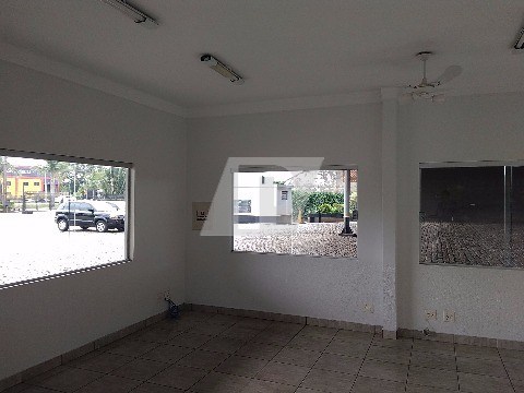 Loteamento e Condomínio para alugar, 8524m² - Foto 1