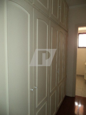 Apartamento à venda com 3 quartos, 250m² - Foto 32