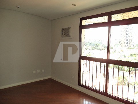 Apartamento à venda com 3 quartos, 250m² - Foto 12