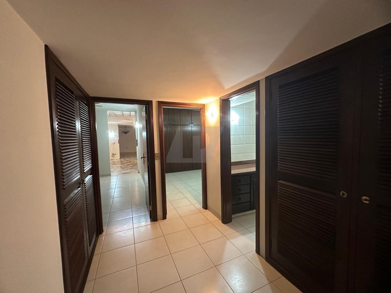 Prédio Inteiro para alugar com 5 quartos, 232m² - Foto 10