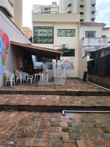 Prédio Inteiro para alugar com 5 quartos, 215m² - Foto 25