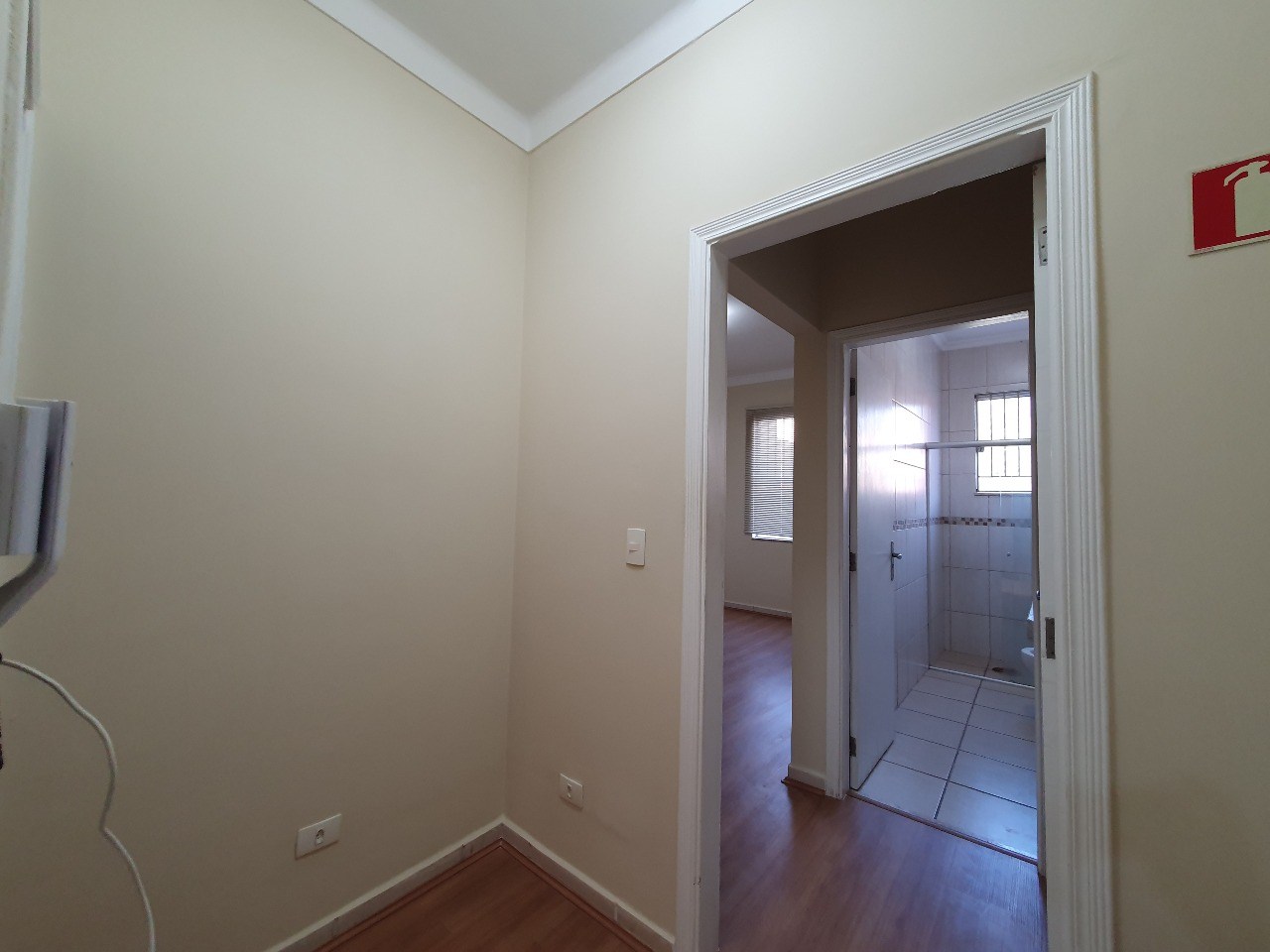 Prédio Inteiro para alugar com 2 quartos, 96m² - Foto 8