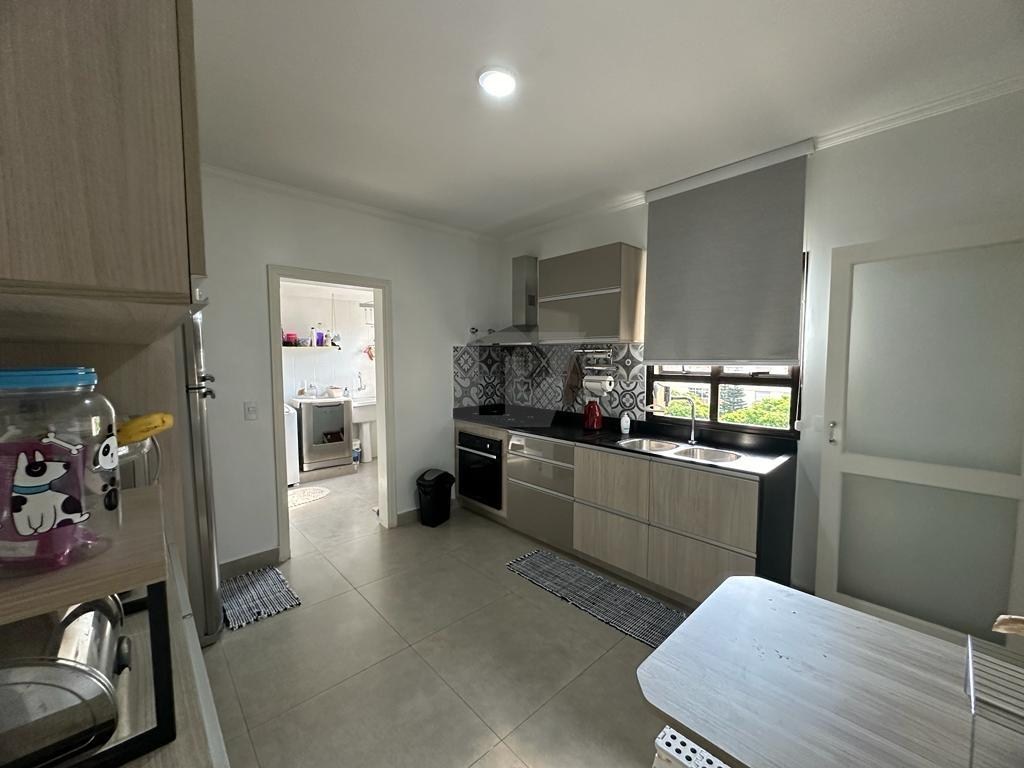 Apartamento à venda com 3 quartos, 163m² - Foto 9