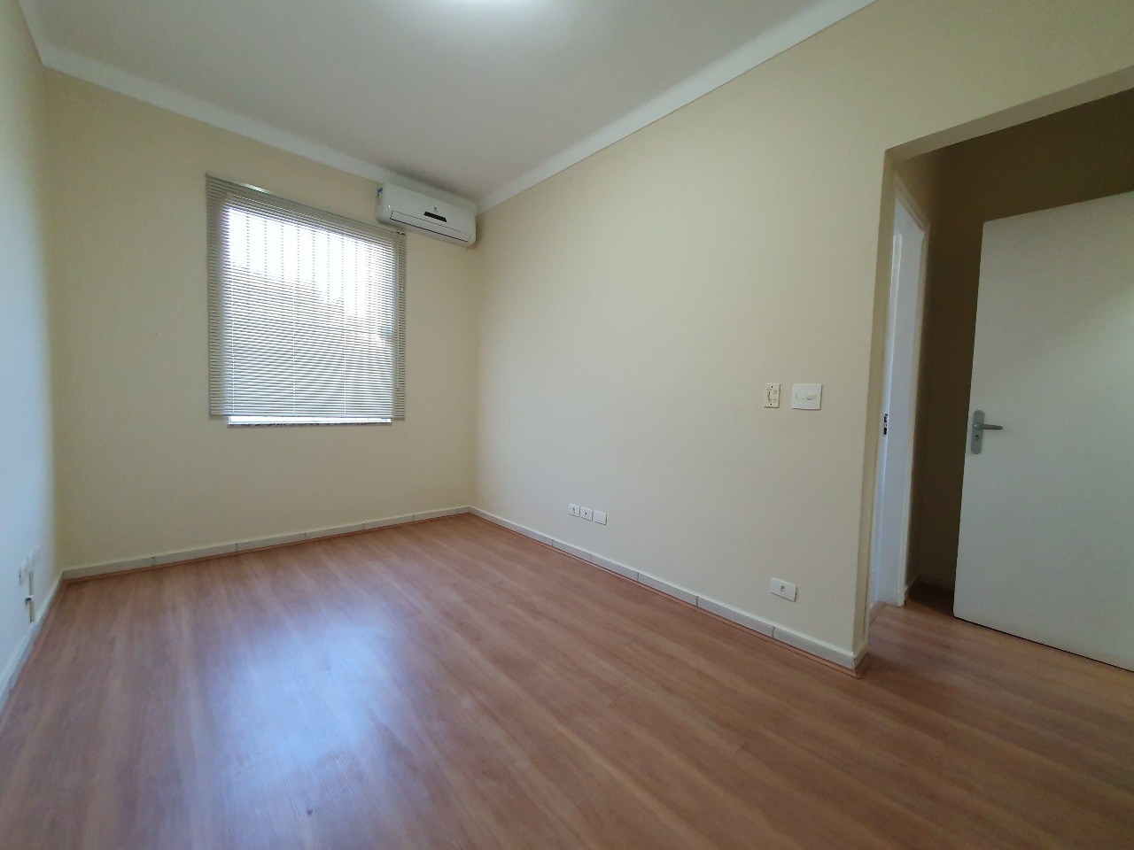 Prédio Inteiro para alugar com 2 quartos, 96m² - Foto 14