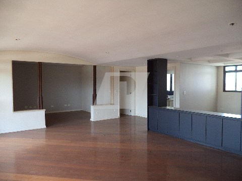 Apartamento à venda com 3 quartos, 250m² - Foto 4