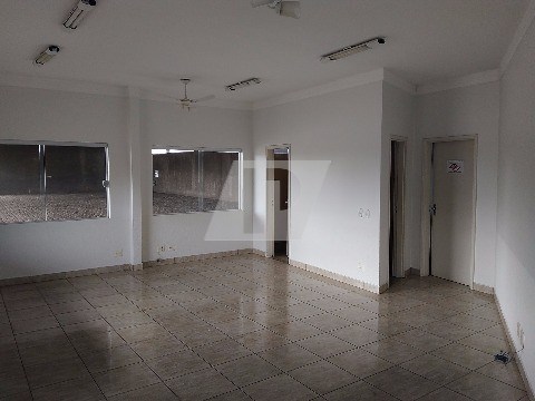 Loteamento e Condomínio para alugar, 8524m² - Foto 2