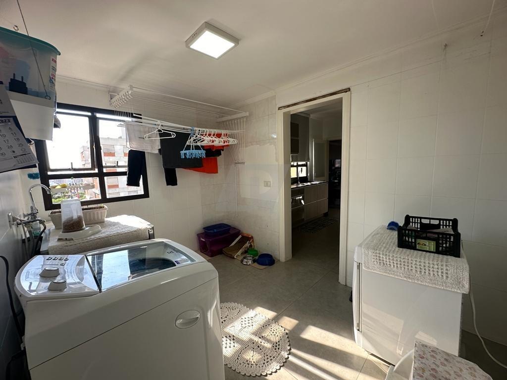 Apartamento à venda com 3 quartos, 163m² - Foto 10