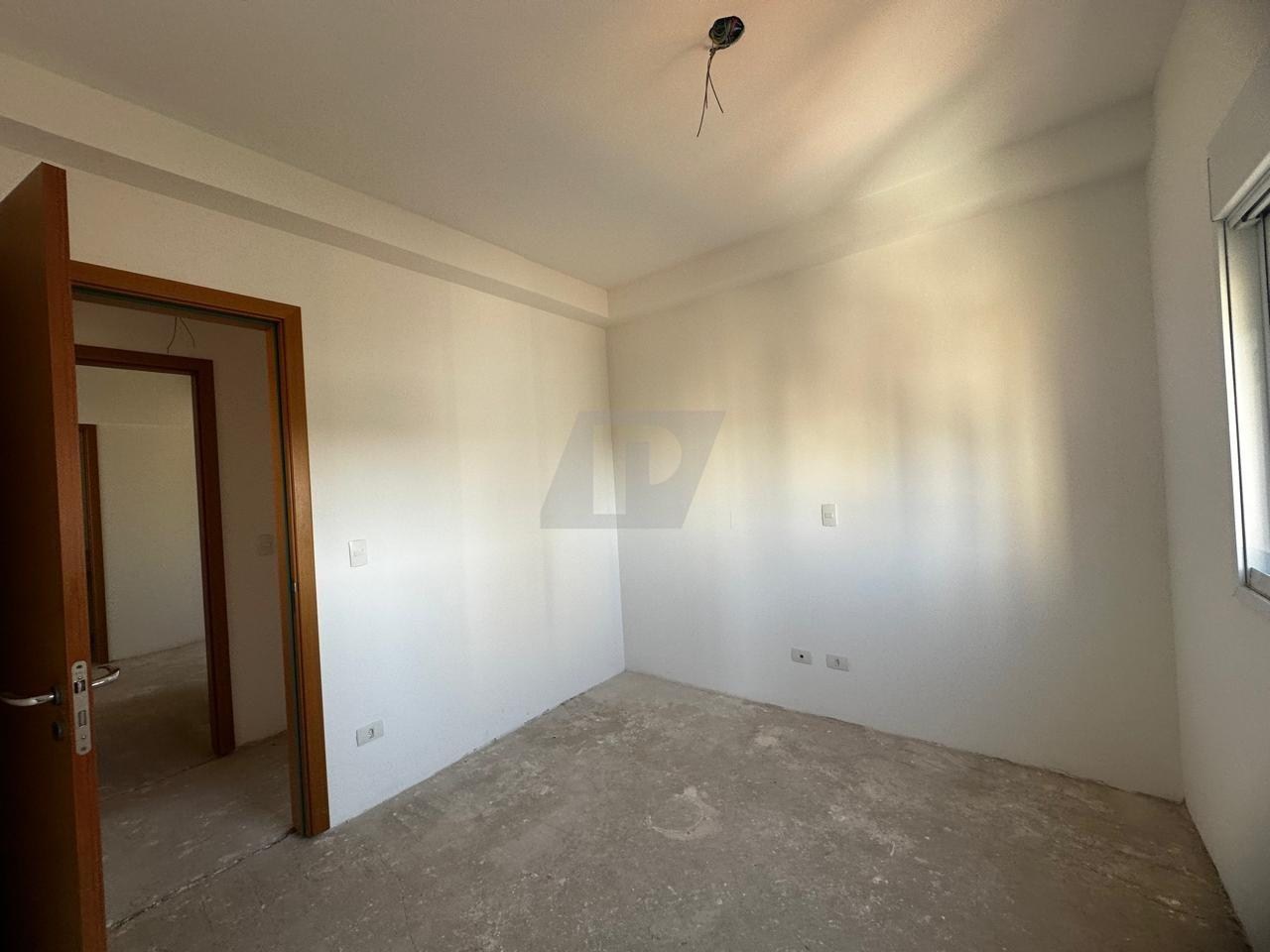 Apartamento à venda com 3 quartos, 140m² - Foto 10