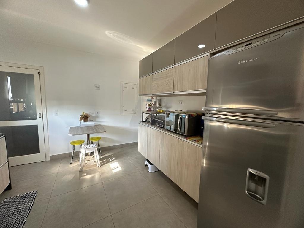 Apartamento à venda com 3 quartos, 163m² - Foto 12