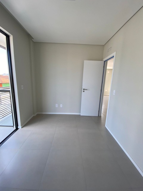 Apartamento à venda com 2 quartos, 80m² - Foto 12