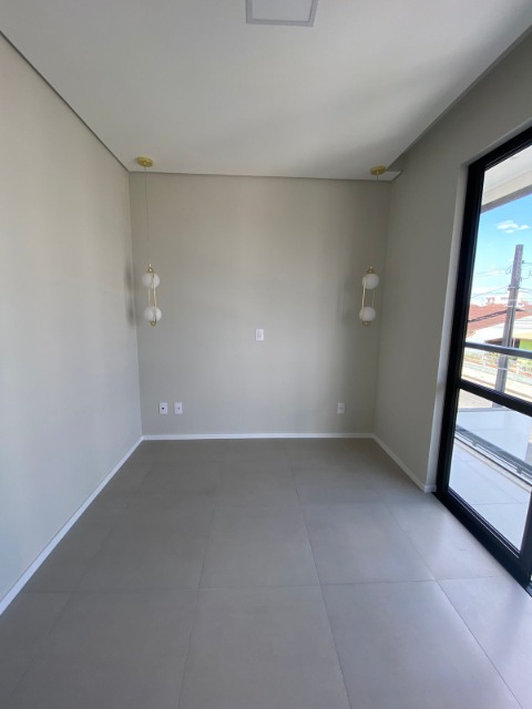 Apartamento à venda com 2 quartos, 80m² - Foto 11