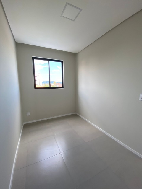 Apartamento à venda com 2 quartos, 80m² - Foto 15