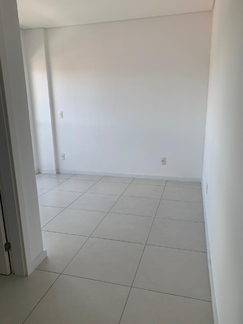 Apartamento à venda com 2 quartos, 83m² - Foto 19