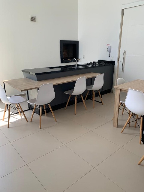 Apartamento à venda com 2 quartos, 83m² - Foto 5