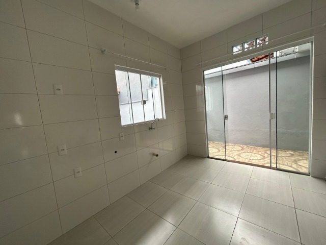 Casa para alugar com 2 quartos, 60m² - Foto 5