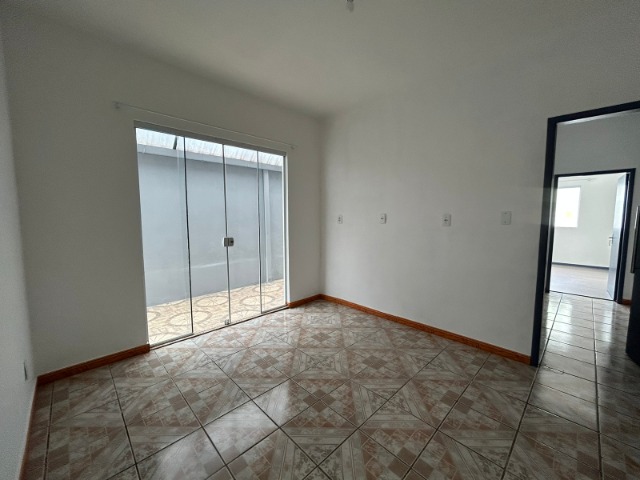 Casa para alugar com 2 quartos, 60m² - Foto 7