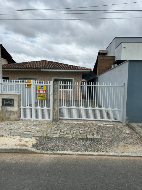 Casa para alugar com 2 quartos, 60m² - Foto 2