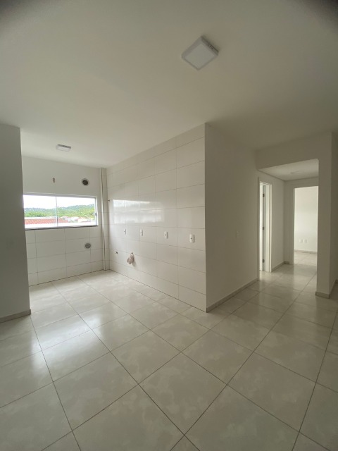 Apartamento para alugar com 2 quartos, 64m² - Foto 4