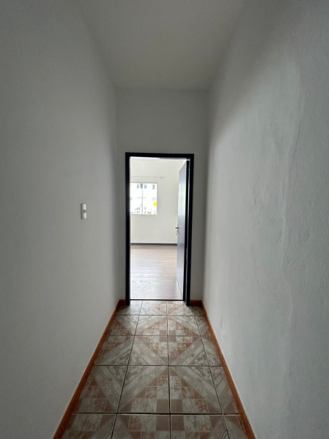 Casa para alugar com 2 quartos, 60m² - Foto 9