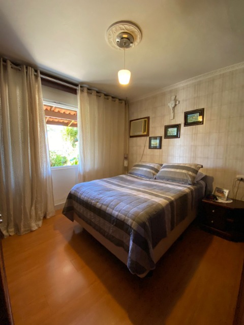 Casa à venda com 3 quartos, 84m² - Foto 11