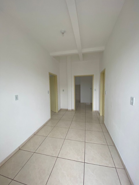 Apartamento para alugar com 2 quartos, 96m² - Foto 5