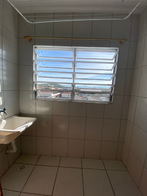 Apartamento para alugar com 2 quartos, 65m² - Foto 11