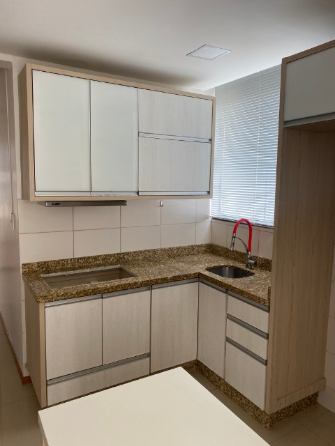 Apartamento à venda com 3 quartos, 47m² - Foto 10