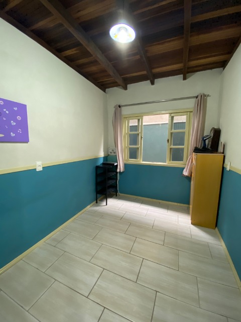 Casa à venda com 4 quartos, 300m² - Foto 8