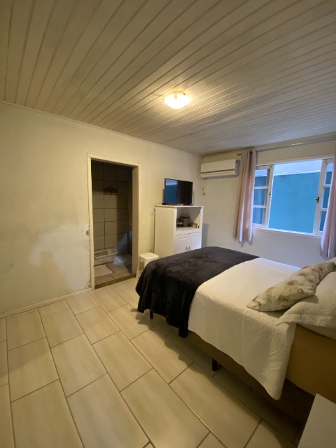 Casa à venda com 4 quartos, 300m² - Foto 6