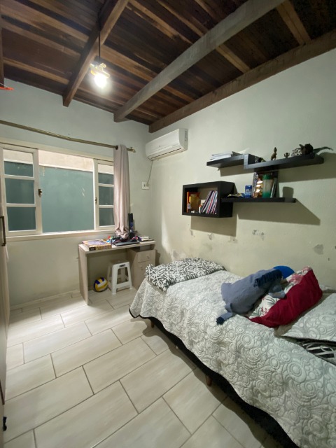 Casa à venda com 4 quartos, 300m² - Foto 9