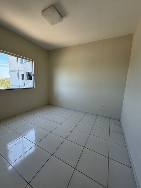 Apartamento para alugar com 2 quartos, 60m² - Foto 12
