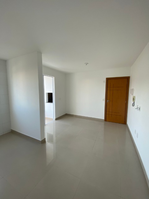 Apartamento à venda com 2 quartos, 57m² - Foto 4