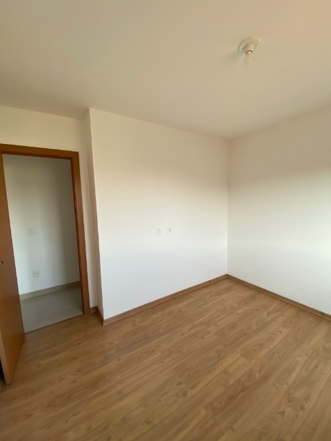 Apartamento à venda com 2 quartos, 57m² - Foto 12