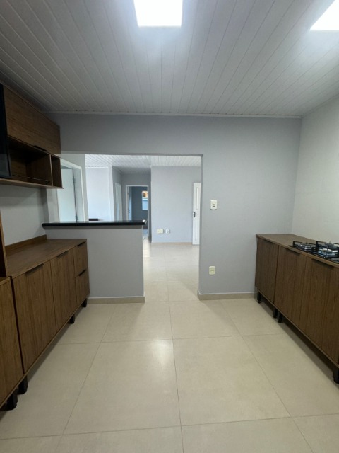 Casa para alugar com 3 quartos, 115m² - Foto 12