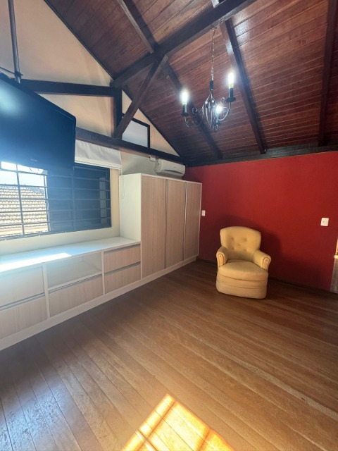 Sobrado para alugar com 4 quartos, 200m² - Foto 24