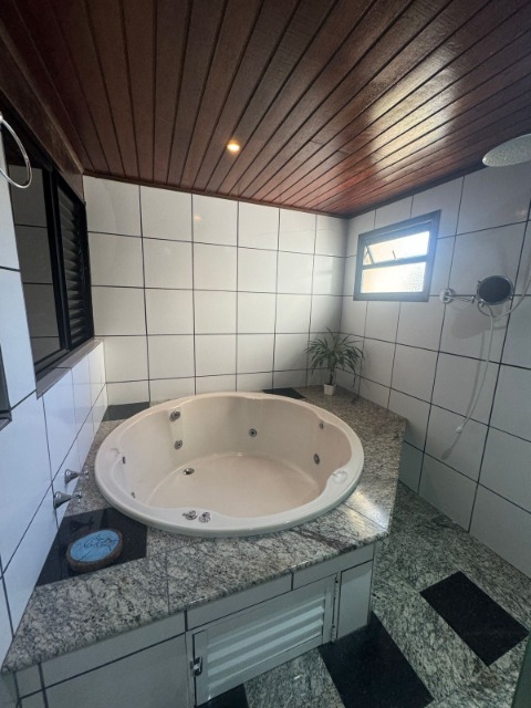 Sobrado para alugar com 4 quartos, 200m² - Foto 27