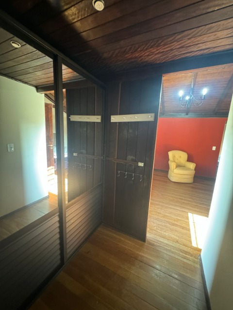 Sobrado para alugar com 4 quartos, 200m² - Foto 25