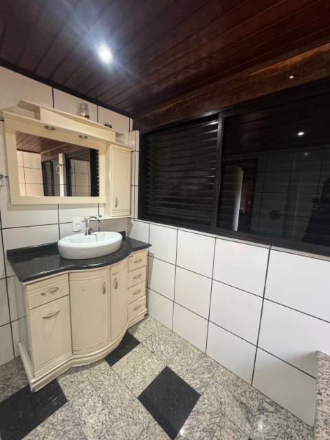 Sobrado para alugar com 4 quartos, 200m² - Foto 26