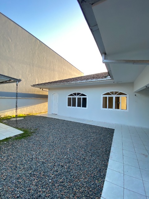 Casa à venda com 3 quartos, 105m² - Foto 14