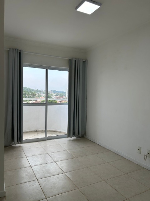 Apartamento à venda e aluguel com 2 quartos, 65m² - Foto 6