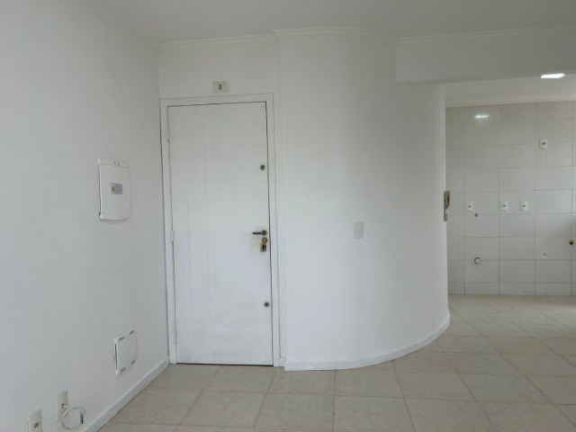 Apartamento à venda e aluguel com 2 quartos, 65m² - Foto 5