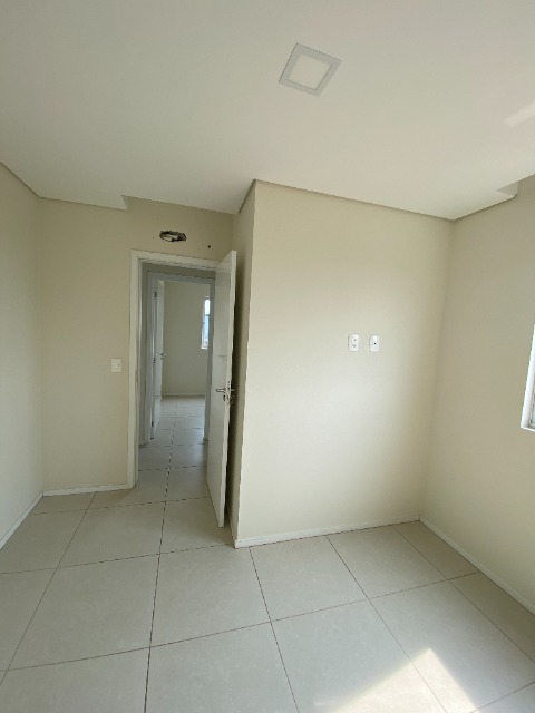 Apartamento à venda com 3 quartos, 60m² - Foto 15