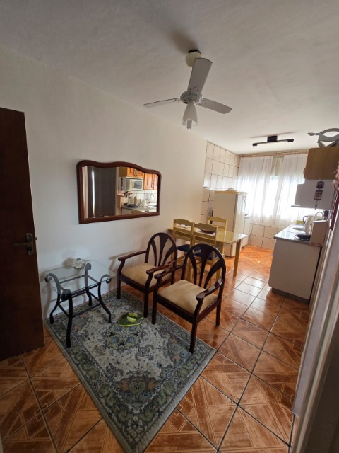 Apartamento à venda com 2 quartos, 34m² - Foto 2