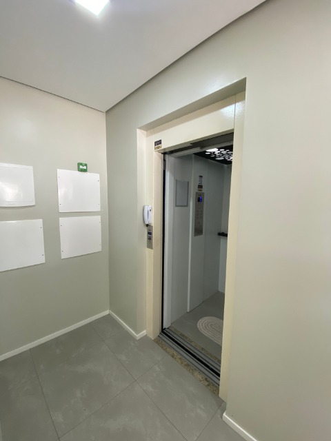 Apartamento à venda com 3 quartos, 60m² - Foto 4